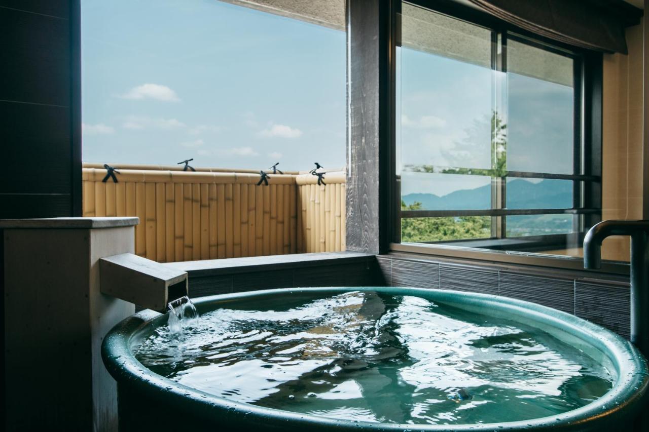 Kamenoi Hotel Tondabayashi Exterior photo